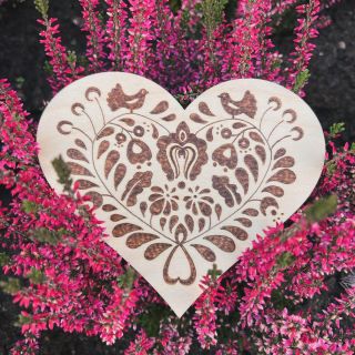 Slavíte Valentýna?💘Vypalujete něco pro svou drahou polovičku?❤️‍🔥🥰😜 Označ @veledilo.cz ve strories a my tvoje dílo u nás...